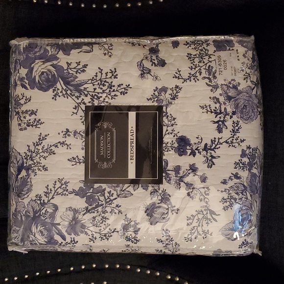 Shabby Chic Blue Roses French Country Cottage Oversized King Bedspread - Picture 1 of 8